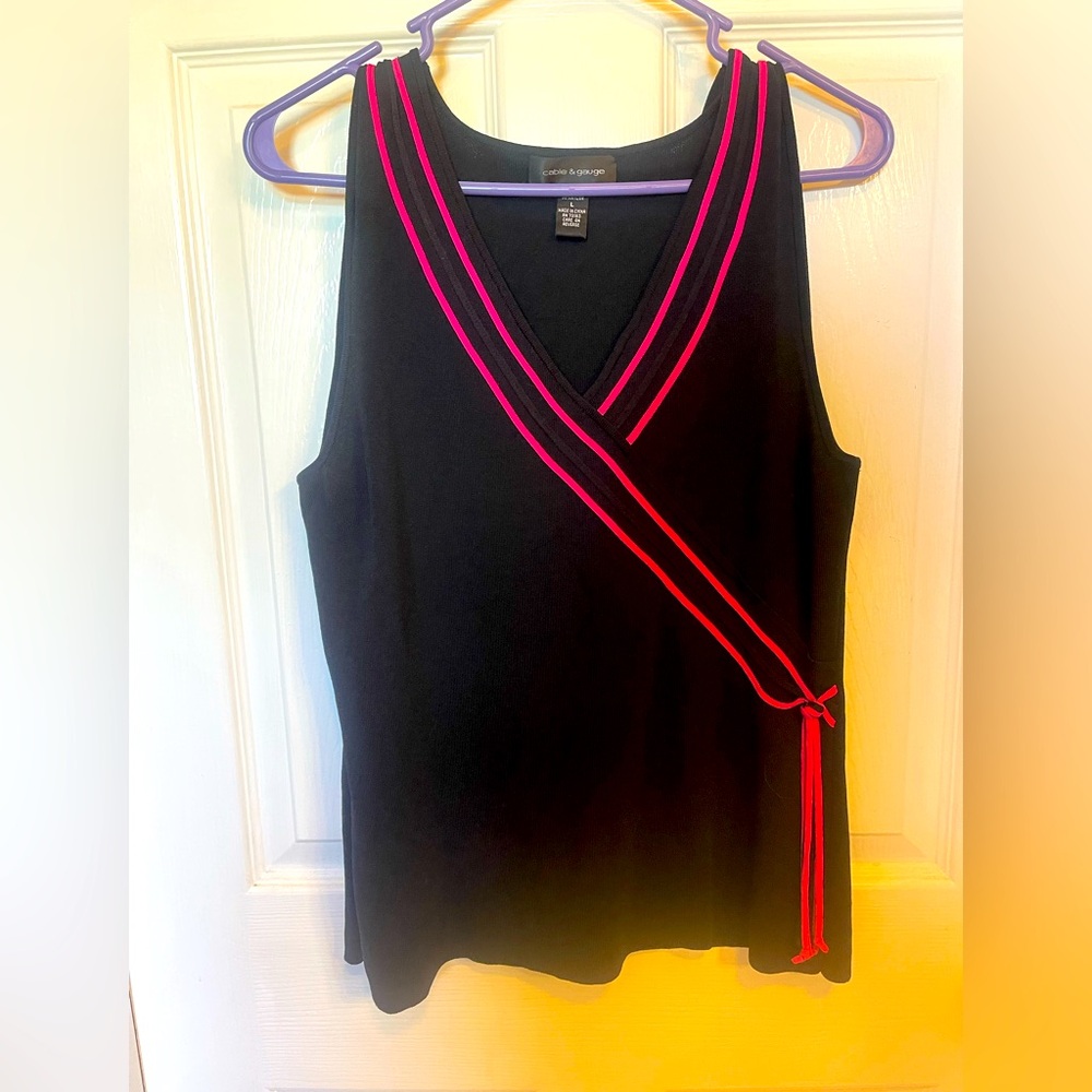 Cable & Gauge Black Tank Top with Pink Trim